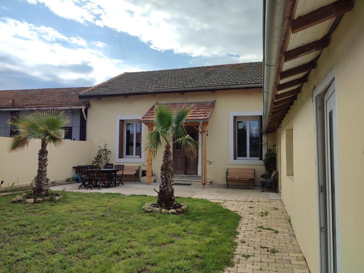Jardin De Coubertin Apartment Beziers Exterior photo